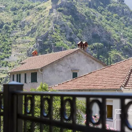 Ena Apartment Kotor Exterior foto