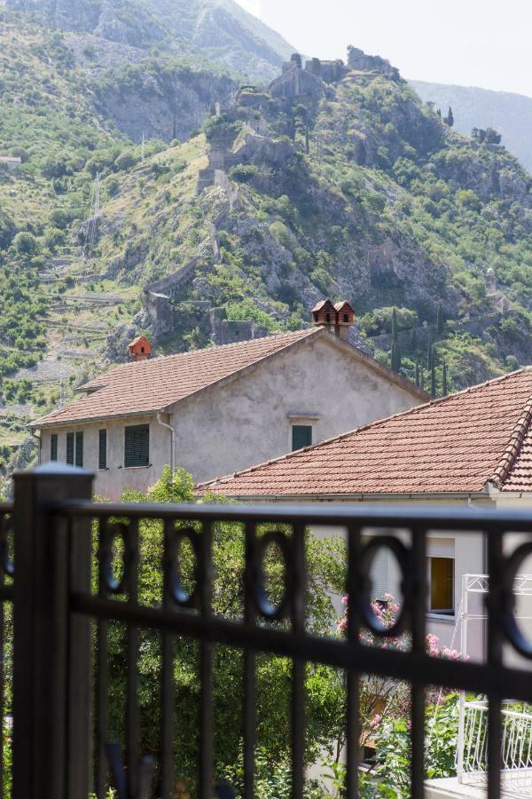 Ena Apartment Kotor